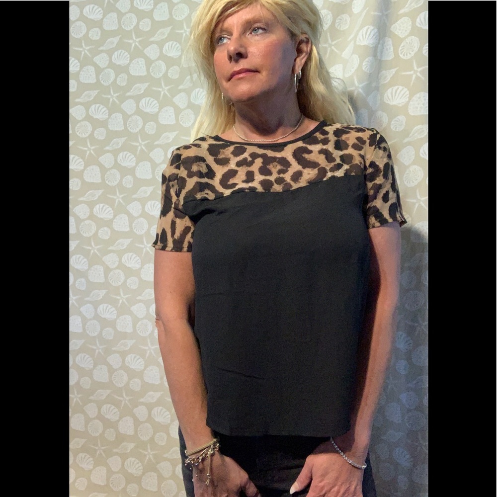 🛍Leopard print top